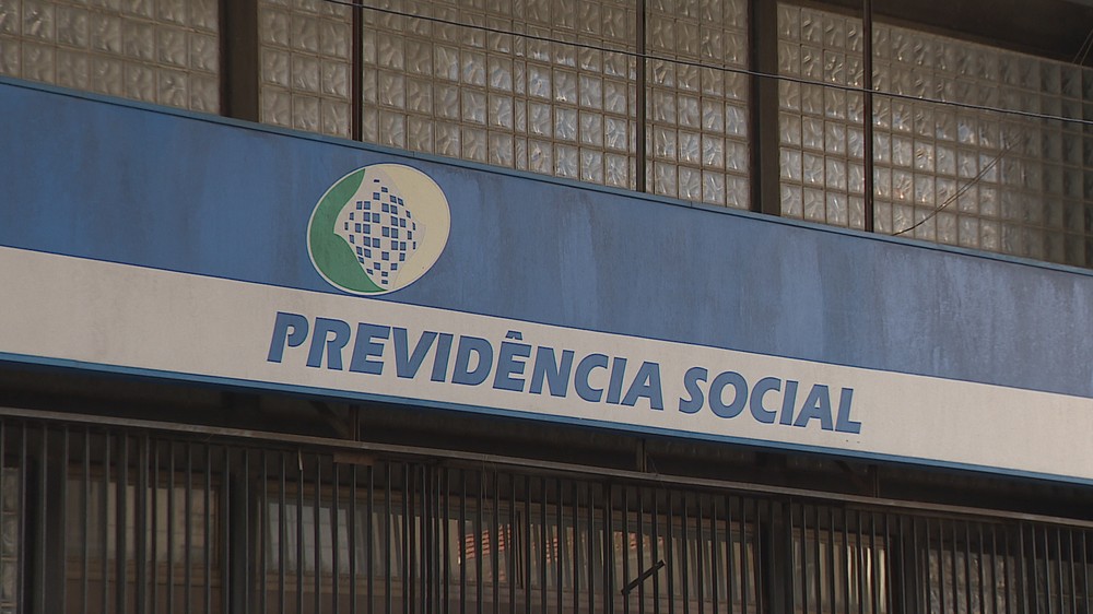 Fachada de agência do INSS, responsável pelo salário-maternidade. — Foto: Reprodução